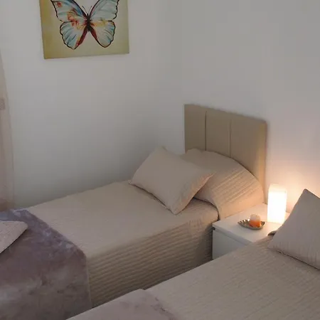 Villa Gold Life